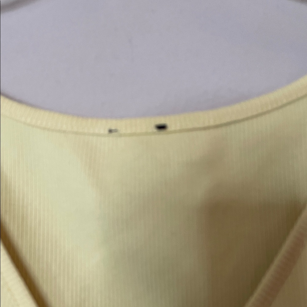 Lee Yellow Crop Top for Women SZ XL - Picture 2 of 4